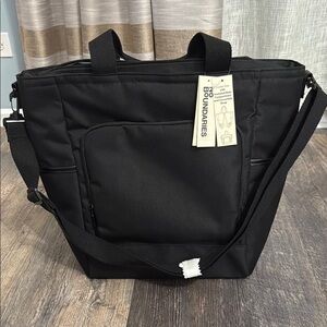 No Boundaries Black cooler Tote